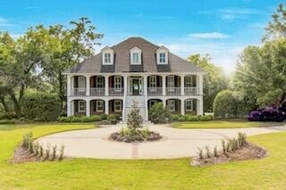 Discover timeless Lowcountry elegance in this custom-built - Beach Home for sale in Johns Island, South Carolina on Beachhouse.com