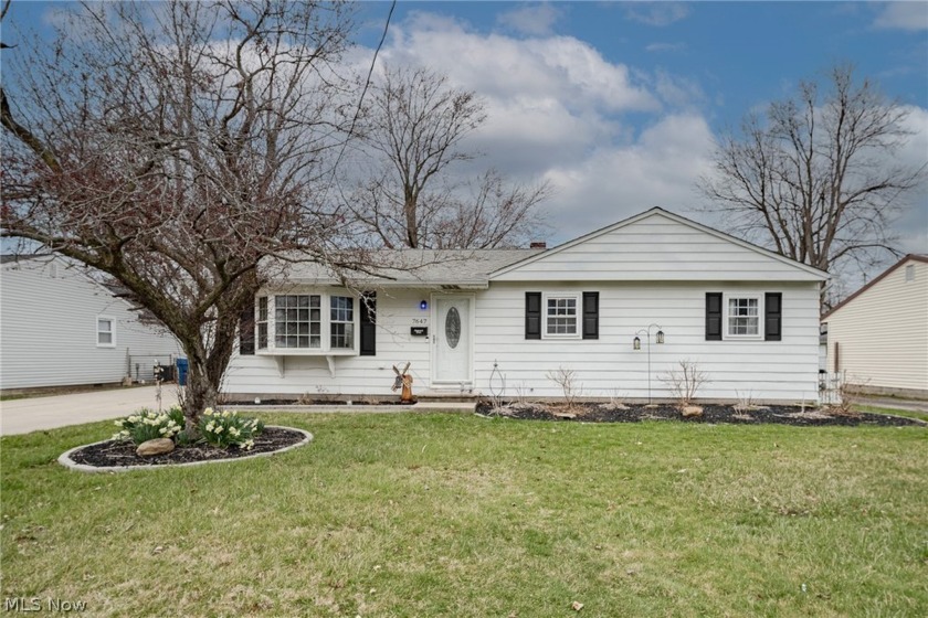 Amazing opportunity for an extensively updated ranch near the - Beach Home for sale in Mentor, Ohio on Beachhouse.com