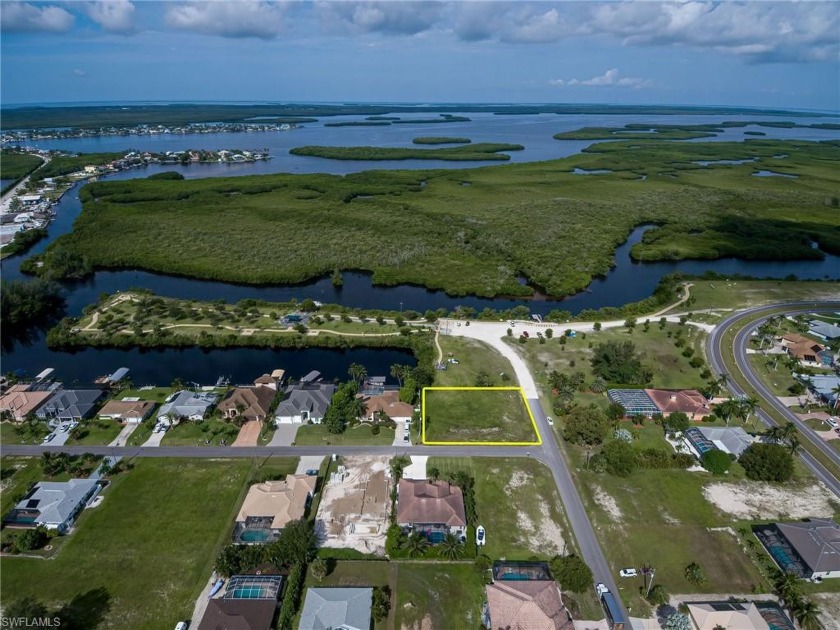 Direct Gulf Access.....This lot in Cape Coral not far from - Beach Lot for sale in Cape Coral, Florida on Beachhouse.com