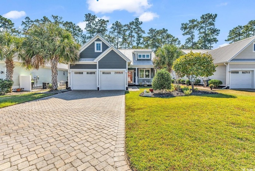 Welcome to this charming cottage home, located in the coastal - Beach Home for sale in Murrells Inlet, South Carolina on Beachhouse.com