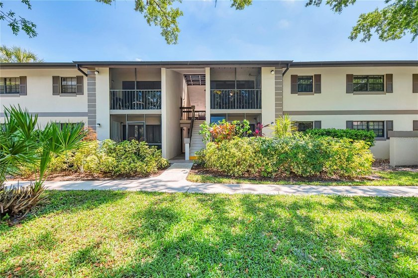 You must see this two bedroom, two bath first floor condo in Oak - Beach Condo for sale in Port Charlotte, Florida on Beachhouse.com