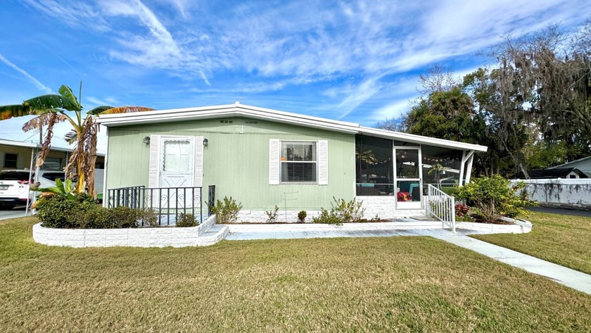 2-bedroom, 2-bath furnished Ramada mobile home offering 1,104 SF - Beach Home for sale in Daytona Beach, Florida on Beachhouse.com