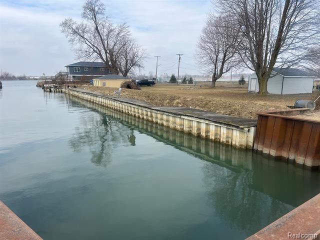 150' on the Swan Creek Canal leading directly to Lake Erie! The - Beach Lot for sale in Newport, Michigan on Beachhouse.com