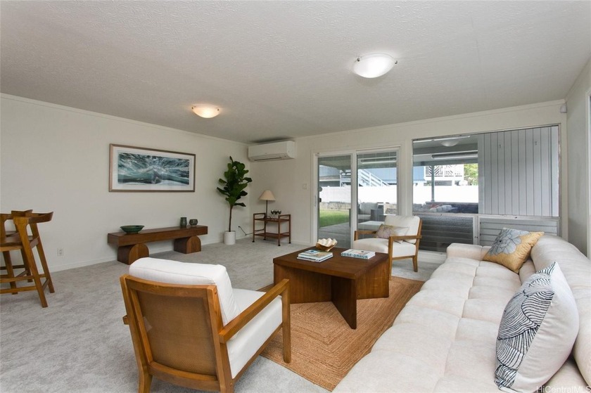 Welcome to this beautifully updated 3-bedroom, 2-bath - Beach Home for sale in Kaneohe, Hawaii on Beachhouse.com