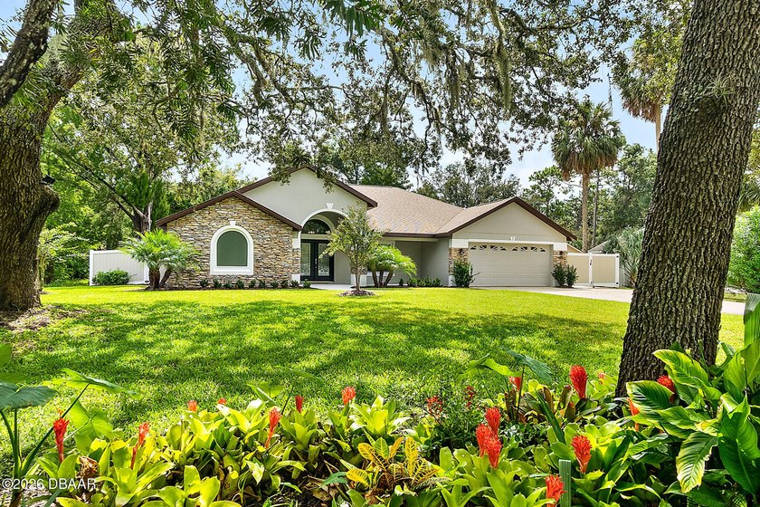 Move-in ready home on a large cul-de-sac lot in the highly - Beach Home for sale in Ormond Beach, Florida on Beachhouse.com