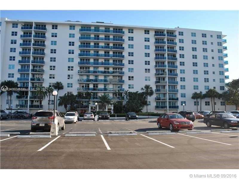 EXCELLENT LOCATION, AMAZING WATER VIEW and enjoy island living - Beach Condo for sale in North Bay Village, Florida on Beachhouse.com