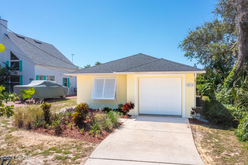 Did you say it was your dream to live near the Ocean? Well let's - Beach Home for sale in Ormond Beach, Florida on Beachhouse.com