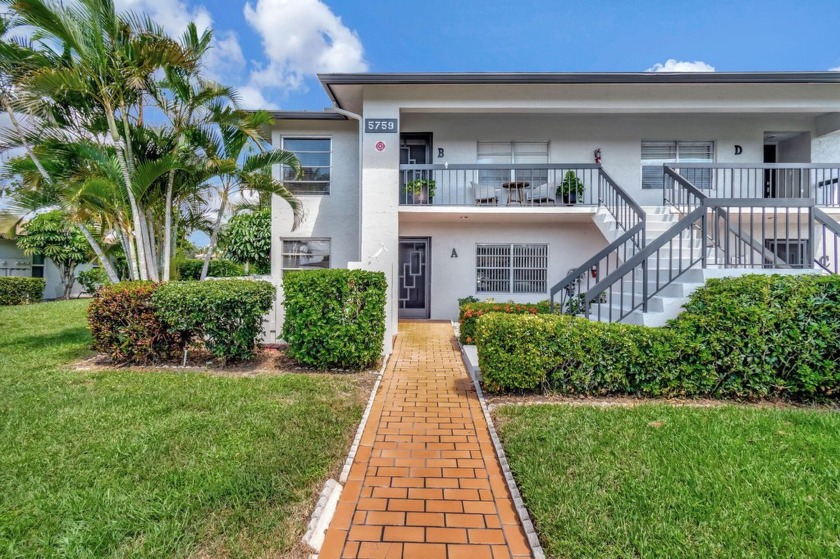 Just Listed: Spacious 2 Bedroom / 2 Bath Unit in Palm Greens - Beach Condo for sale in Delray Beach, Florida on Beachhouse.com