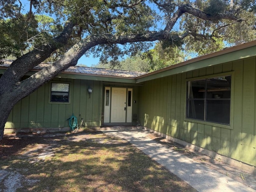 Bayside retreat on 1.95 acres with sweeping views of - Beach Home for sale in Eastpoint, Florida on Beachhouse.com