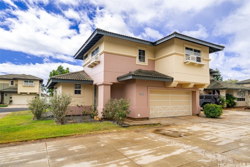 Beautifully remodeled Kapolei home in Iwalani with upgraded - Beach Home for sale in Kapolei, Hawaii on Beachhouse.com