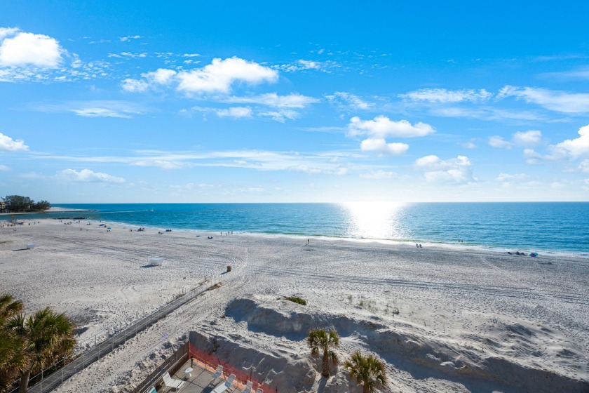 Direct Beach Front 2b 2b Madeira - Beach Vacation Rentals in Madeira Beach, Florida on Beachhouse.com