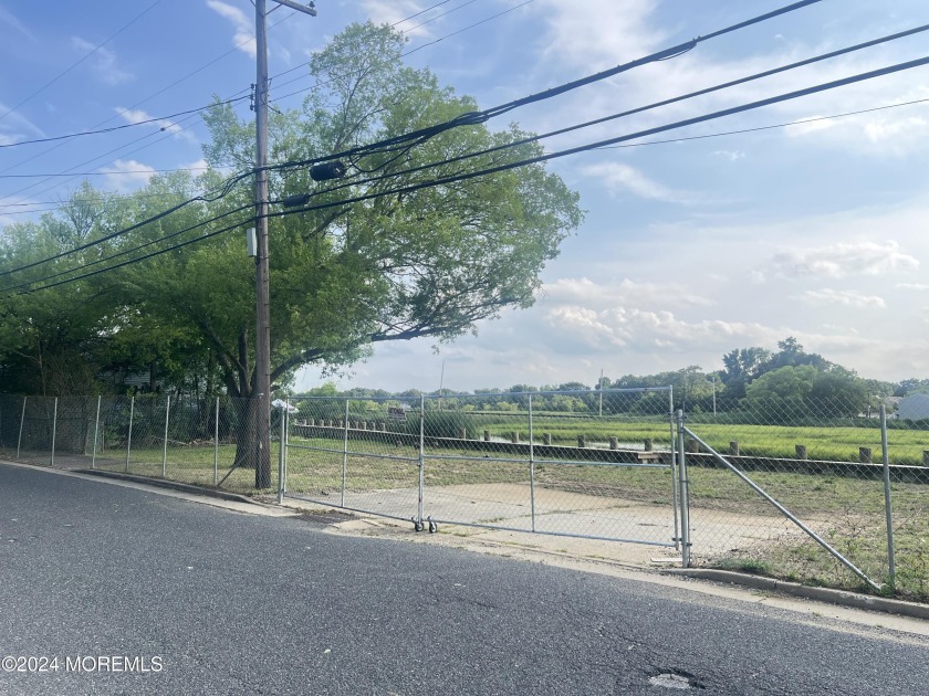 Prime lot for sale with stunning views of Waackaack Creek! Build - Beach Residential Land for sale in Keansburg, New Jersey on Beachhouse.com