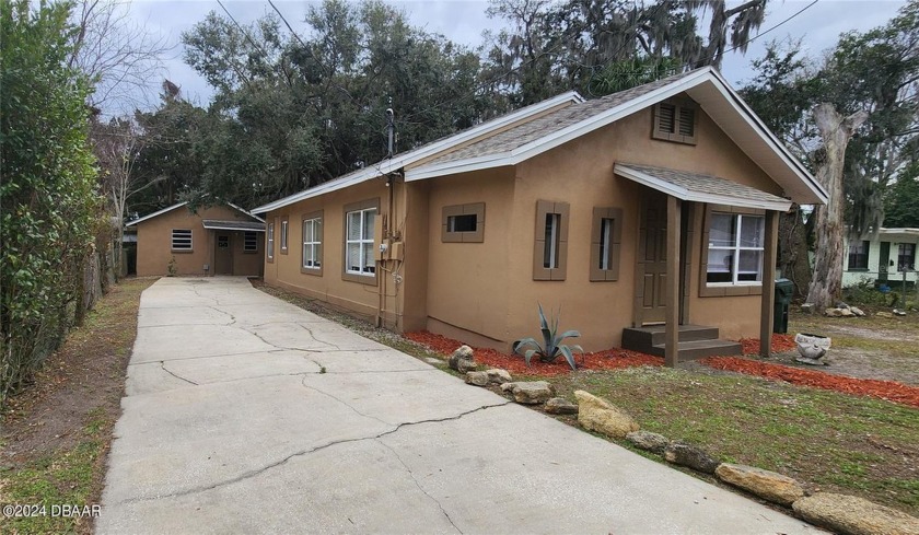 Welcome to this fantastic MULTI-FAMILY / income producing - Beach Home for sale in Daytona Beach, Florida on Beachhouse.com