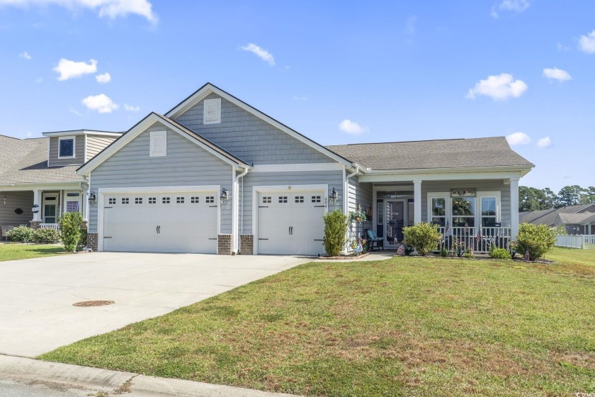 Very upgraded and unique lakefront ranch style home in - Beach Home for sale in Myrtle Beach, South Carolina on Beachhouse.com