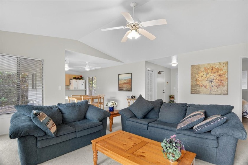 Welcome to this charming and comfortable 3-bedroom, 1-bath home - Beach Home for sale in Pahoa, Hawaii on Beachhouse.com