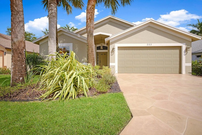 Welcome home to this IMMACULATE 3 bedroom home in the resort - Beach Home for sale in Greenacres, Florida on Beachhouse.com