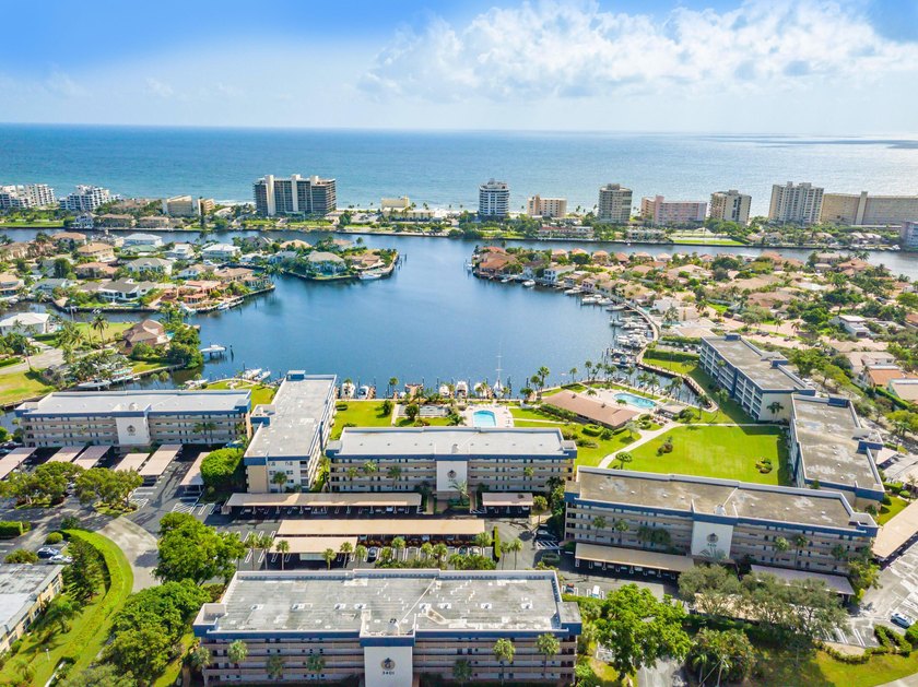 LOCATION, LOCATION, LOCATION, TOTALLY RENOVATED 4TH FLOOR - Beach Condo for sale in Delray Beach, Florida on Beachhouse.com