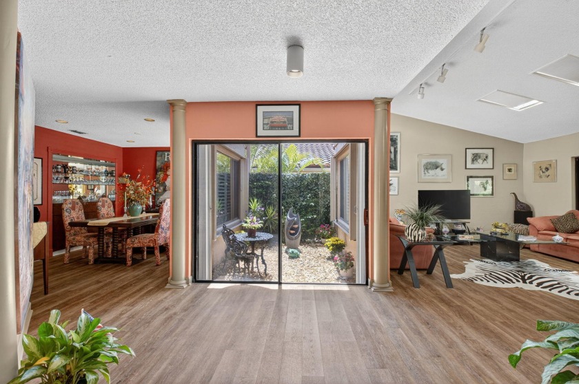 DESIRABLE INDIAN SPRING COUNTRY CLUB GOLF COMMUNITY IN A REFINED - Beach Home for sale in Boynton Beach, Florida on Beachhouse.com