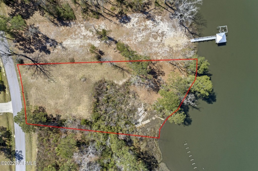 This spectacular waterfront lot is nestled in the gated - Beach Lot for sale in Sneads Ferry, North Carolina on Beachhouse.com