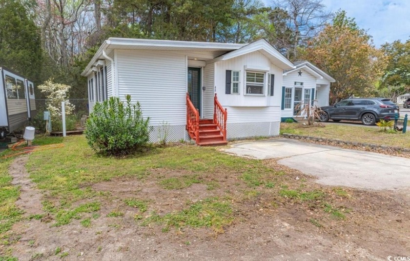 Coastal Charm & Resort-Style Living in North Myrtle Beach! - Beach Home for sale in North Myrtle Beach, South Carolina on Beachhouse.com