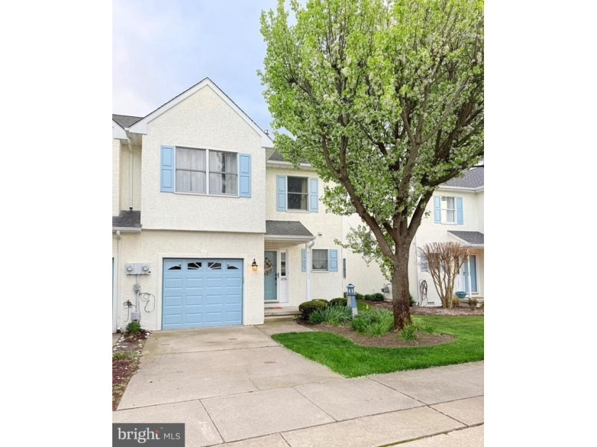 ****SHOWINGS BEGIN AT OPEN HOUSE - Saturday May 2nd - Beach Townhome/Townhouse for sale in Brigantine, New Jersey on Beachhouse.com