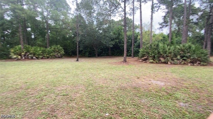 Stunning 2.72 acre parcel in the Glenn Meadow zoned AG. This - Beach Acreage for sale in Cape Coral, Florida on Beachhouse.com