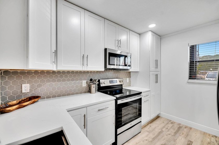 This is it! Location. location in the heart of beautiful Fort - Beach Condo for sale in Fort Pierce, Florida on Beachhouse.com