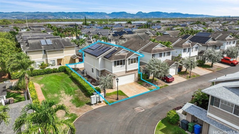 PRICED TO SELL! With 23 PV PANELS, a BATTERY for energy storage - Beach Home for sale in Ewa Beach, Hawaii on Beachhouse.com