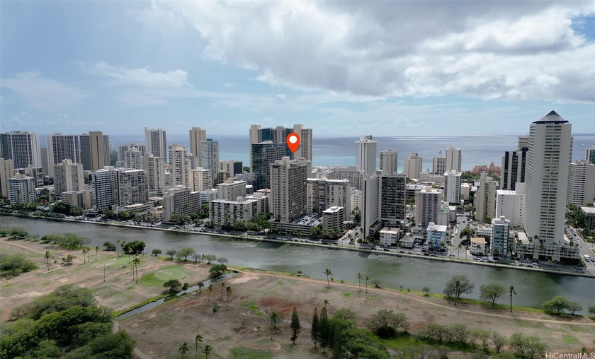 Welcome to your Waikiki retreat, TURN KEY, studio unit on the - Beach Condo for sale in Honolulu, Hawaii on Beachhouse.com