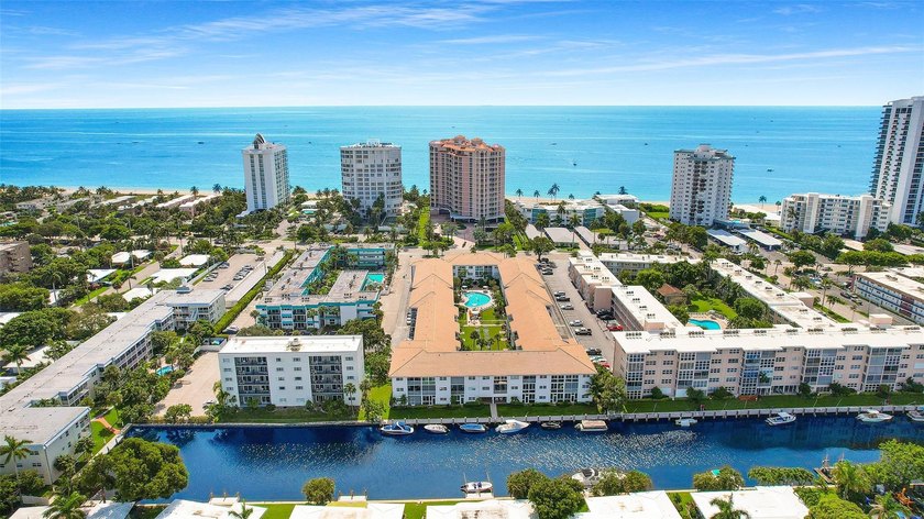PRICE JUST REDUCED BY A VERY MOTIVATED SELLER!!! NO ASSESSMENT!! - Beach Condo for sale in Lauderdale BY The Sea, Florida on Beachhouse.com