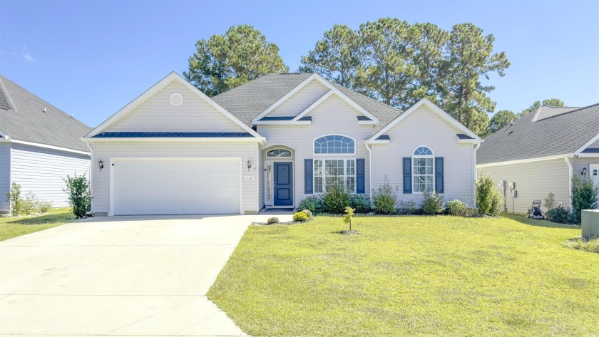 This stunning 4-bedroom, 2-bath single-family home offers the - Beach Home for sale in Longs, South Carolina on Beachhouse.com