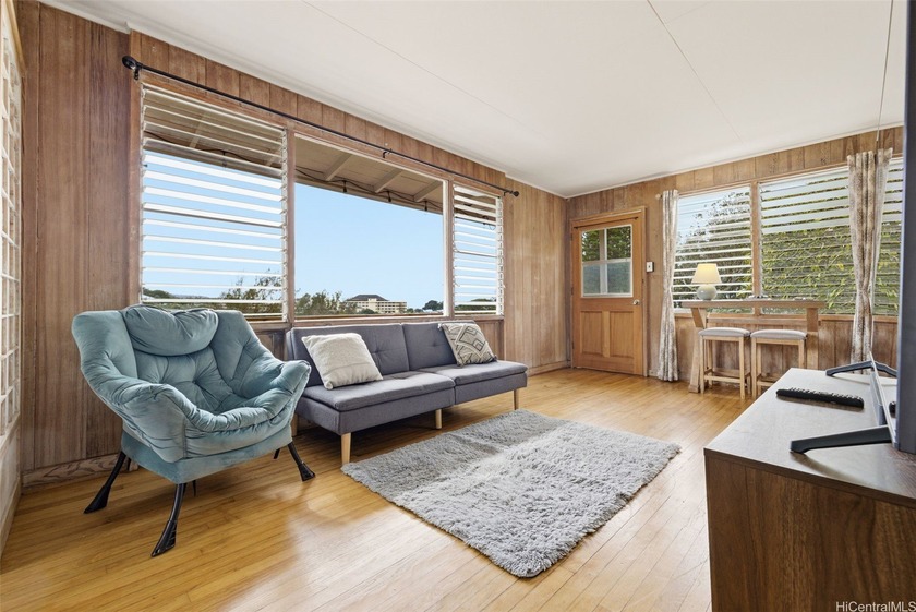 This 2-bedroom, 1-bath single-family cottage in Aiea Heights - Beach Home for sale in Aiea, Hawaii on Beachhouse.com