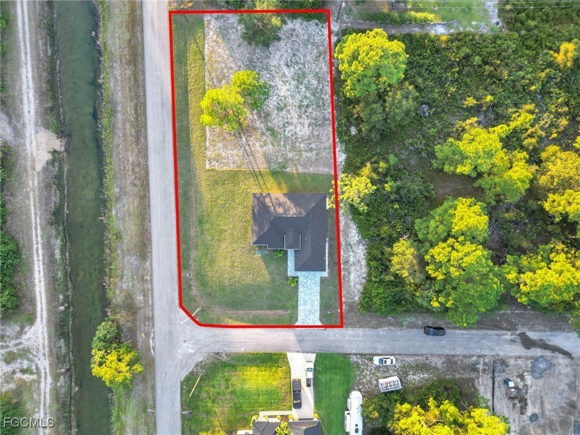 $10,000 toward buyer closing costs, this one is a must-see! - Beach Home for sale in Lehigh Acres, Florida on Beachhouse.com