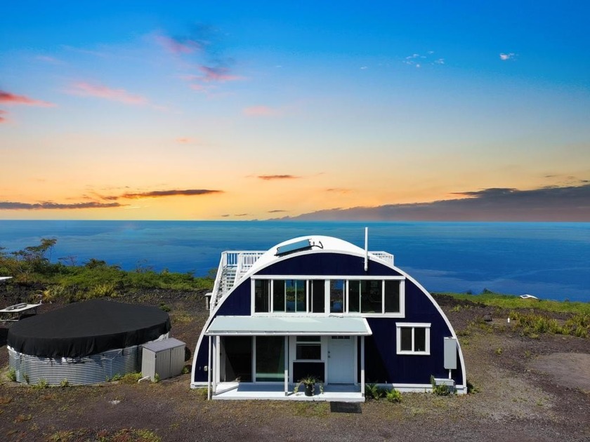 OPEN & AIRY DOME/QUONSET HUT ON 5 ACRES W/ PANORAMIC VIEWS! - Beach Home for sale in Captain Cook, Hawaii on Beachhouse.com
