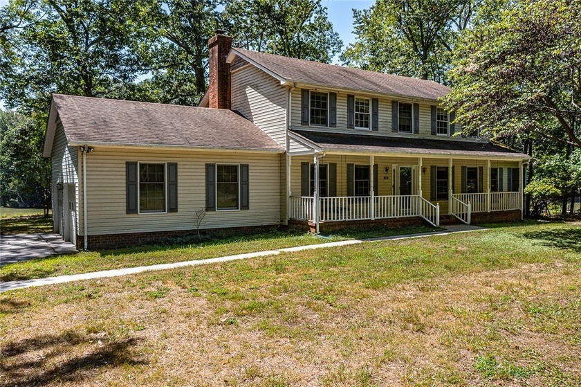 This 4 Bedroom, 3.5 Bath waterfront home with 2,688 Square Feet - Beach Home for sale in Heathsville, Virginia on Beachhouse.com