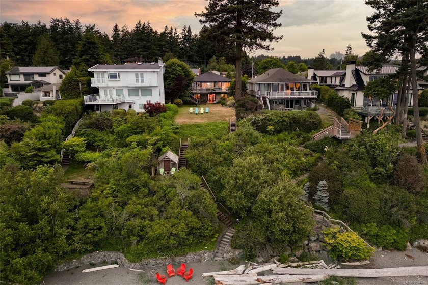 OPEN HOUSE SAT 12-2pm. Situated on one of the most sought-after - Beach Home for sale in Saanich, BC on Beachhouse.com