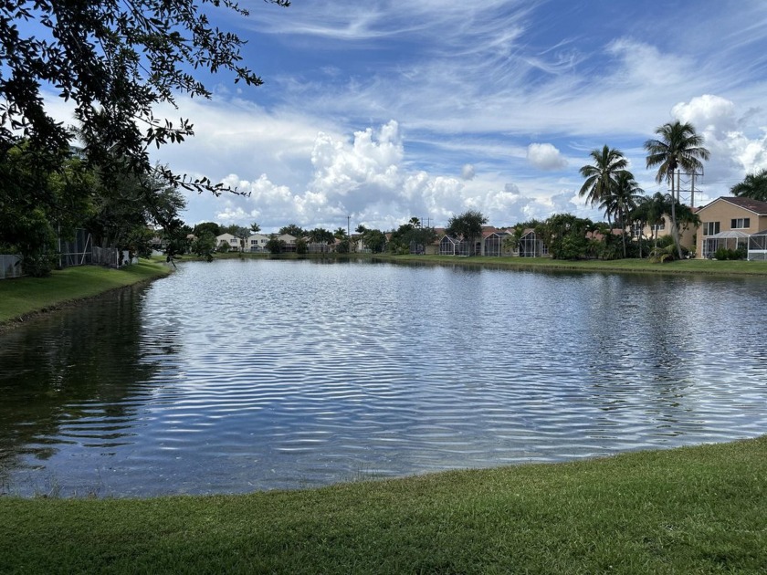 Welcome Home! Nestled Kensington Green, located in the heart of - Beach Home for sale in Coral Springs, Florida on Beachhouse.com