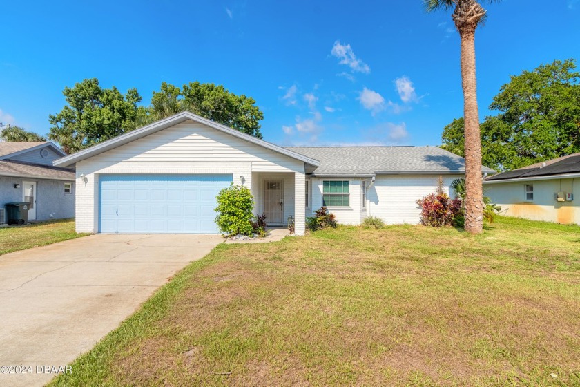 Beautiful pool home in Fairway Estates! This move in ready home - Beach Home for sale in Daytona Beach, Florida on Beachhouse.com