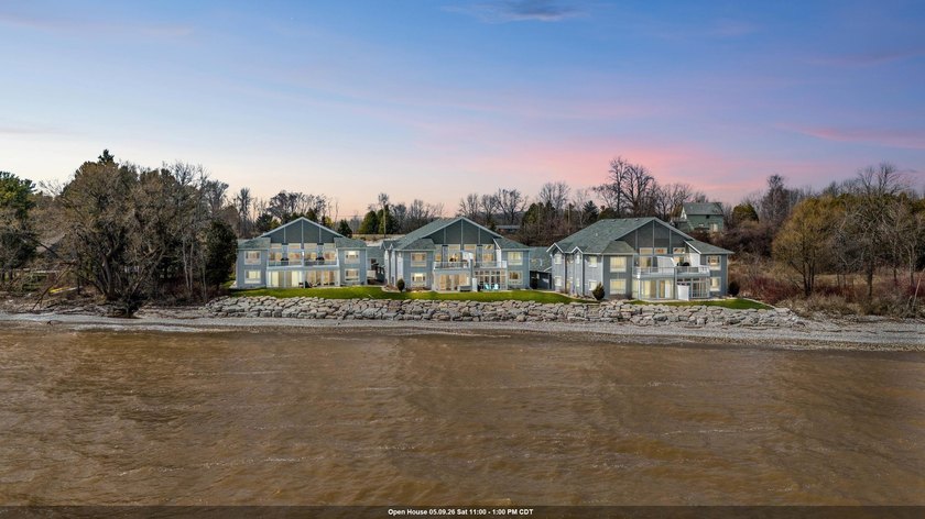 Welcome to The Waterfront Nantucket Nook on the shores of Lake - Beach Condo for sale in Algoma, Wisconsin on Beachhouse.com