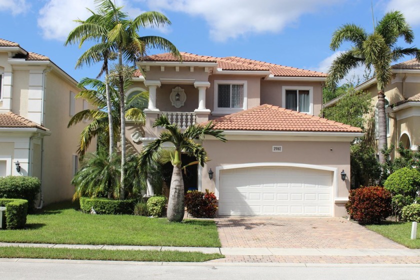 ''Stunning 2-story home with breathtaking lake views, offering - Beach Home for sale in Boynton Beach, Florida on Beachhouse.com