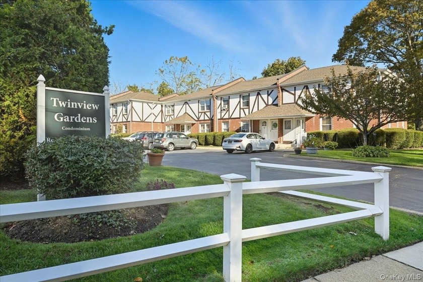 THIS BEAUTY ON LAKEVIEW ROAD YOU WILL CERTAINLY BE LOVING...BUT - Beach Condo for sale in Bellmore, New York on Beachhouse.com