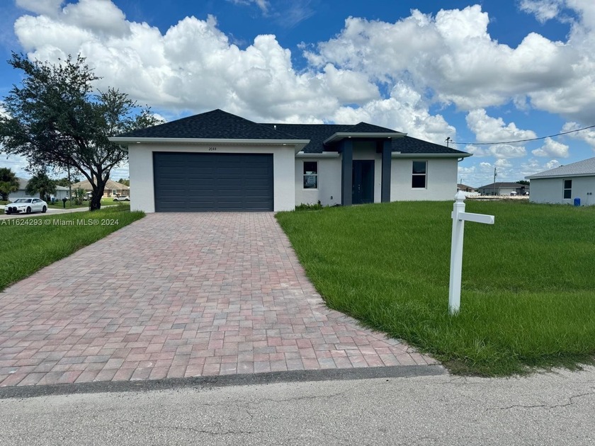 PRICE REDUCED - PRICED TO SELL!
Beautiful new construction home - Beach Home for sale in Lehigh Acres, Florida on Beachhouse.com