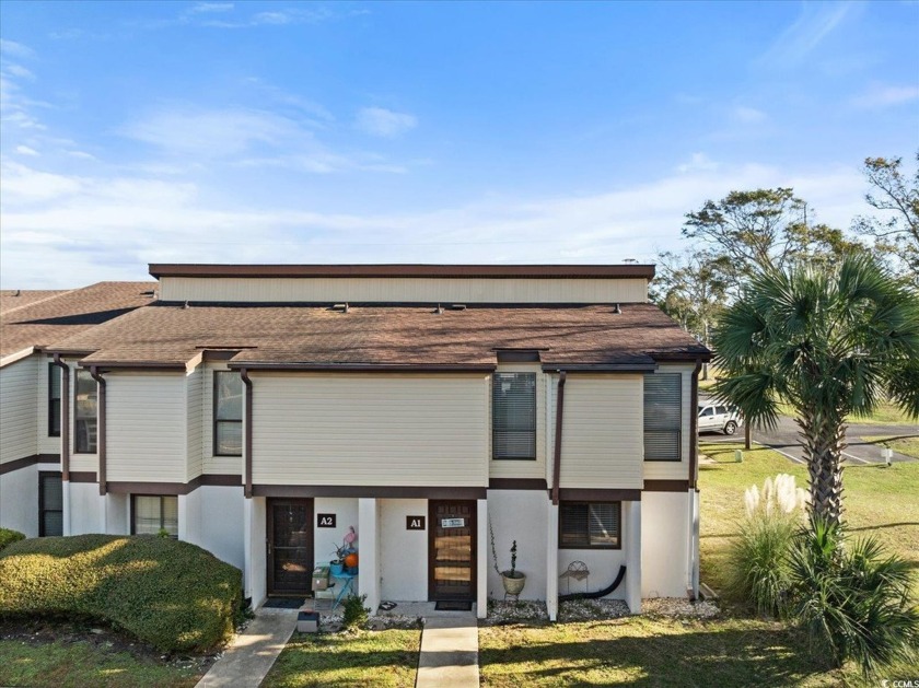 Charming 3-Bedroom End Unit Townhome in Possum Trot Community - Beach Townhome/Townhouse for sale in North Myrtle Beach, South Carolina on Beachhouse.com