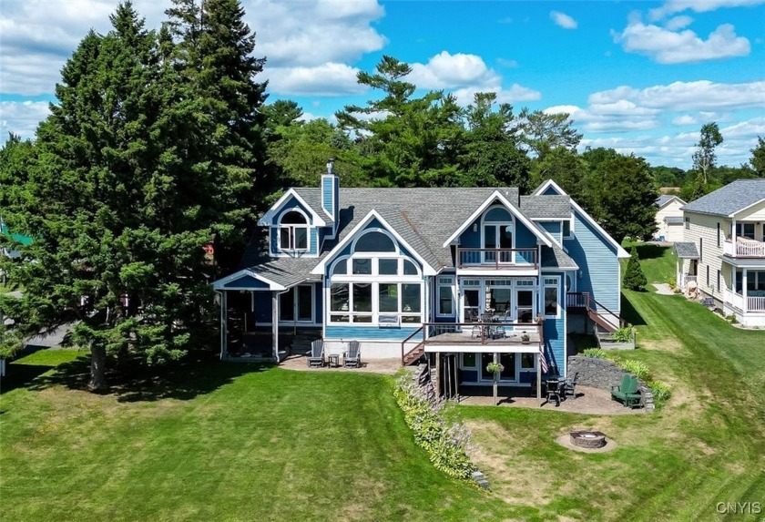STUNNING CUSTOM RIVERFRONT HOME JUST MINUTES FROM DOWNTOWN - Beach Home for sale in Cape Vincent, New York on Beachhouse.com