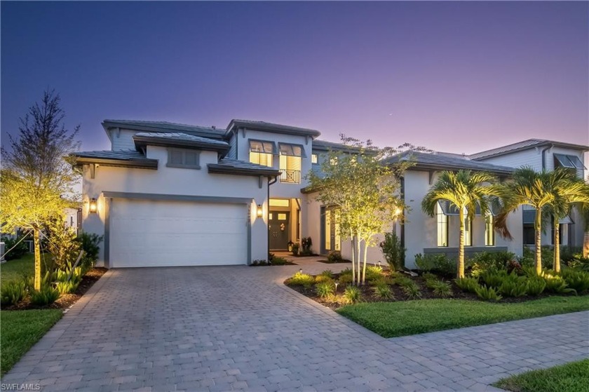 An unparalleled opportunity to build your dream backyard oasis - Beach Home for sale in Naples, Florida on Beachhouse.com