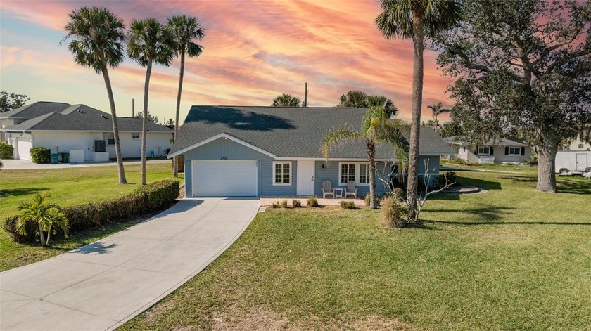 Under contract-accepting backup offers. Located just minutes - Beach Home for sale in Punta Gorda, Florida on Beachhouse.com