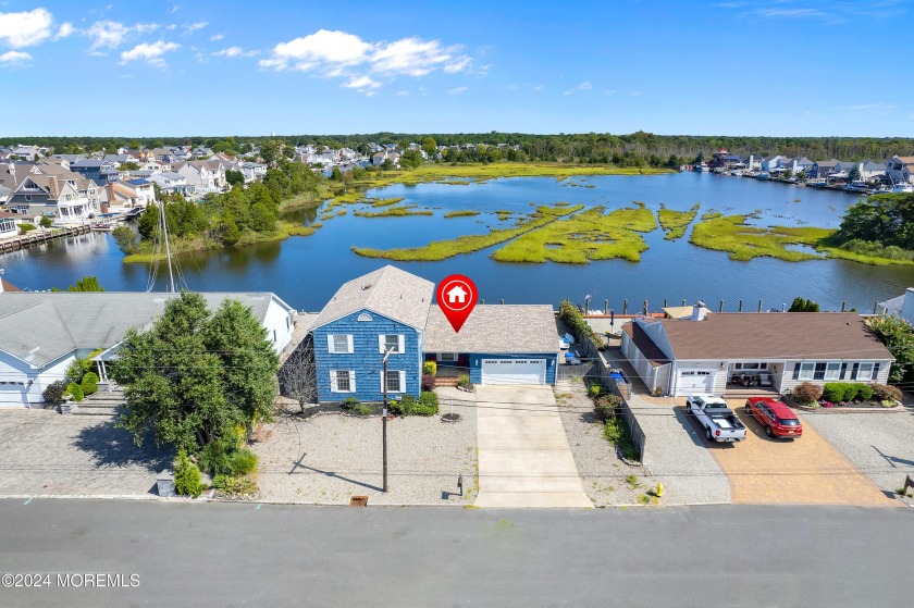 It's all about the view! A boater's dream home! Gorgeous 3/4 - Beach Home for sale in Brick, New Jersey on Beachhouse.com