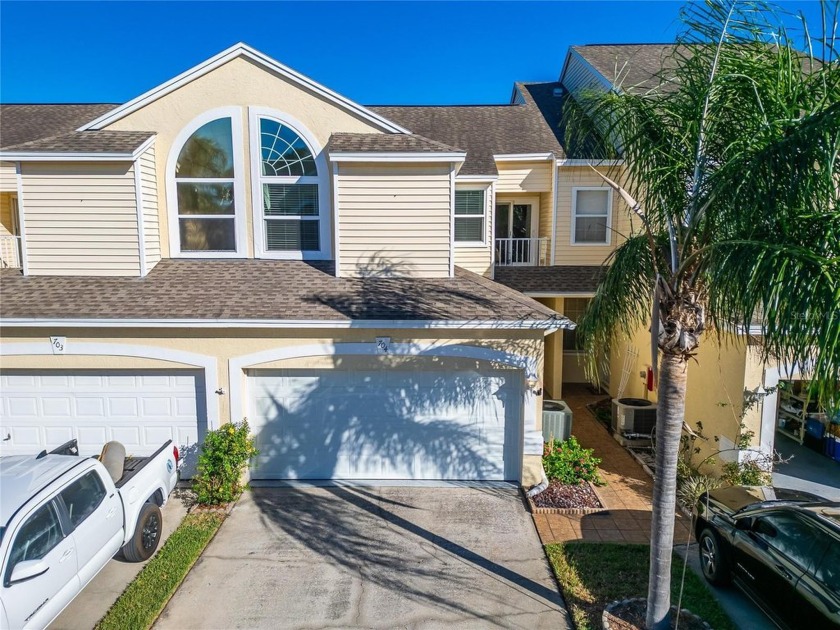 This meticulously maintained townhouse offers a unique - Beach Townhome/Townhouse for sale in Largo, Florida on Beachhouse.com