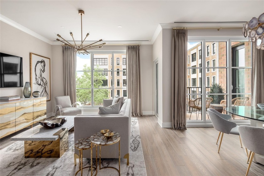 Nestled on 56 acres of waterfront, an exquisite one bedroom with - Beach Condo for sale in Glen Cove, New York on Beachhouse.com