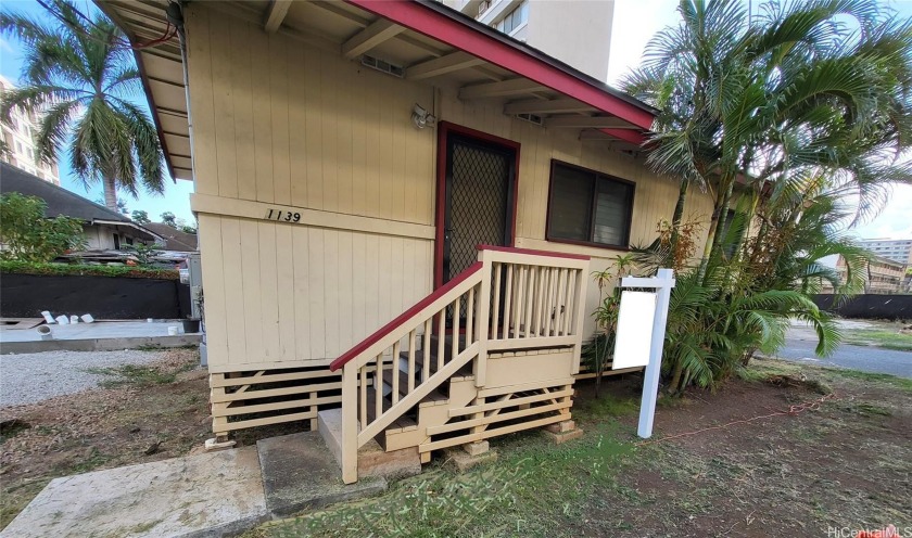 EXCEPTIONAL INVESTMENT OPPORTUNITY: UNPRECEDENTED A-2 APARTMENT - Beach Home for sale in Honolulu, Hawaii on Beachhouse.com